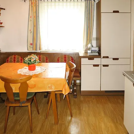 Elisabeth - Zaz775 By Interhome Daire *